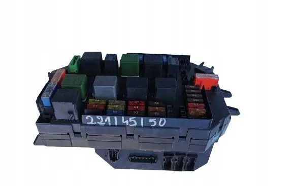 Mercedes-Benz S W221 Fuse box set A2215404550