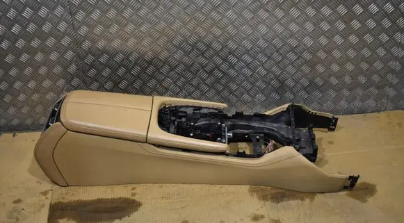 BMW 7 G11 G12 Center console
