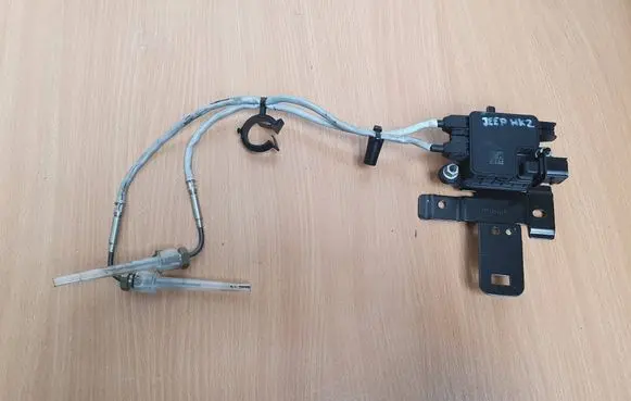 Jeep Cherokee Exhaust gas temperature sensor 68360741AB 20201121 A2C19625600