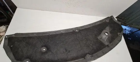 Engine bonnet/hood sound/heat insulation