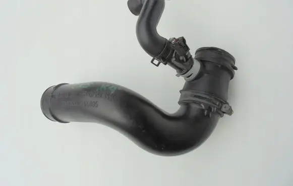 Mazda CX-5 Air intake hose/pipe SH0113225
