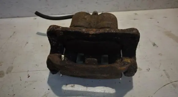 Mazda CX-7 Front brake caliper