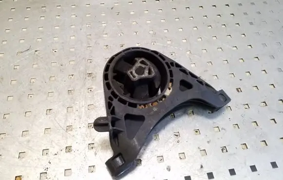 Opel Insignia A Engine mount bracket 13227769
