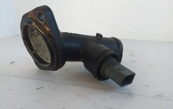 Skoda Octavia Mk2 (1Z) Engine coolant pipe/hose 03L121121A
