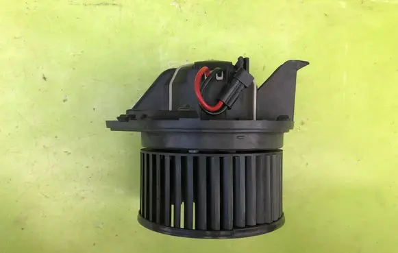 Mini Cooper Countryman R60 Air flap motor/actuator 34226449