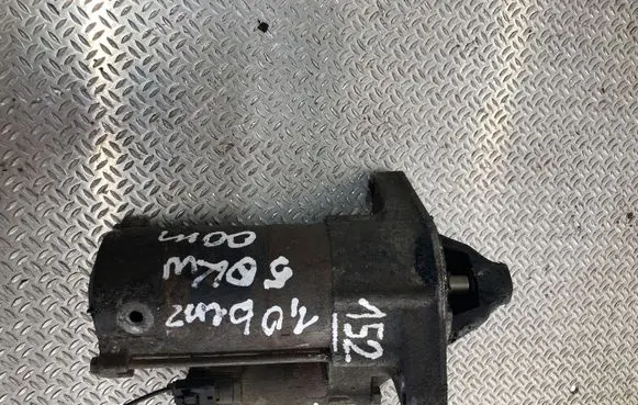 Toyota Yaris Starter motor 2810023030