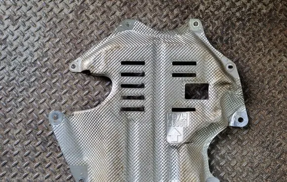 Mazda CX-5 II Exhaust heat shield KB7W56393