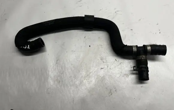 Audi A8 S8 D4 4H Engine coolant pipe/hose 4H0121056K