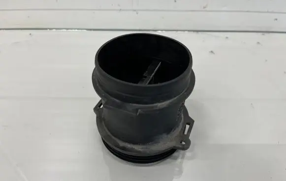 Audi Q7 4M Mass air flow meter 059906461S