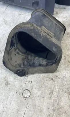 Opel Insignia A Air intake duct part 13325924