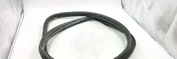Rubber seal rear door