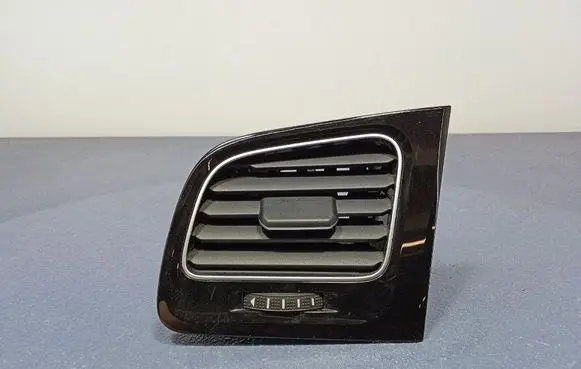 Volkswagen Golf Sportsvan Dashboard side air vent grill/cover trim 5G1819247