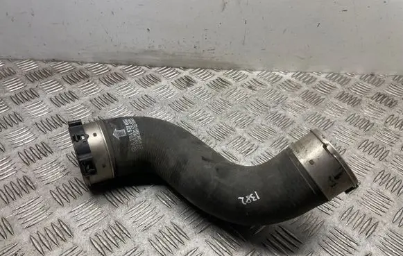 Mercedes-Benz C W204 Intercooler hose/pipe A2045286682