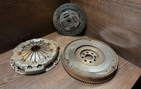 Renault Trafic II (X83) Flywheel 8200474648 324061610