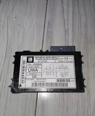 Opel Astra H Bluetooth control unit module 13403828