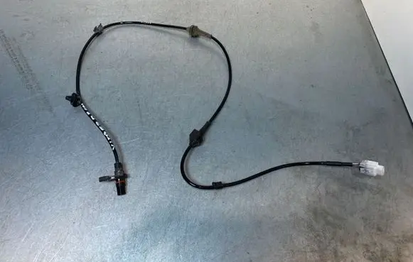 Suzuki Vitara (LY) ABS rear brake sensor 180928