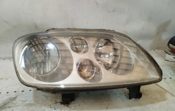 Volkswagen Touran I Headlight/headlamp 1T0941006M 0301205204 W5W24V