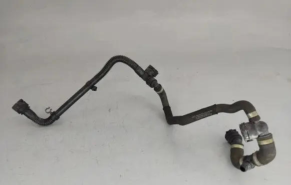 Mercedes-Benz S W222 Engine coolant pipe/hose A2225018900 A2225006400 667065A