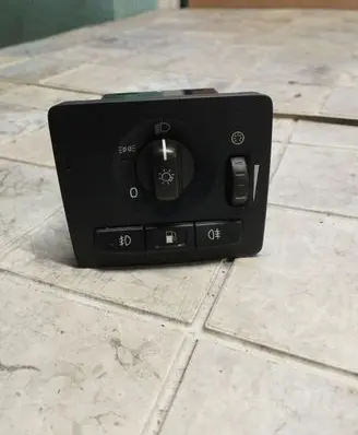 Volvo V50 Light switch 19206