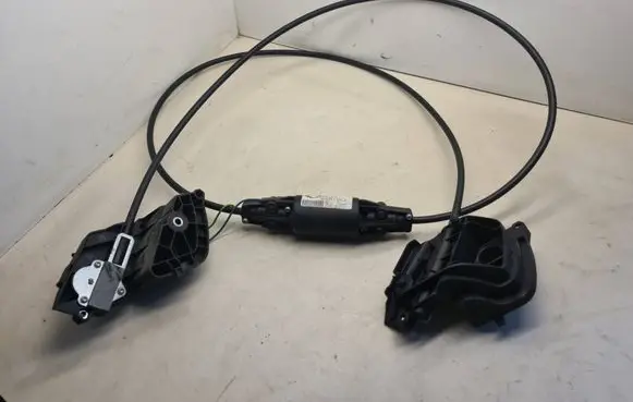 Mercedes-Benz E W211 Curtain motor A2118204942