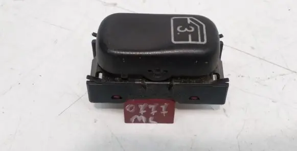 Mercedes-Benz ML W163 Electric window control switch 1638200410