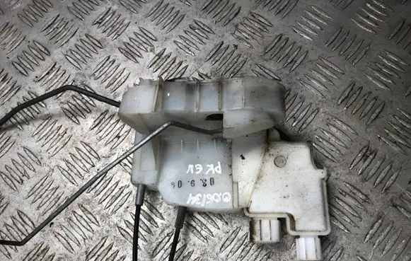 Subaru Outback Front door lock 61031AG032 61039AG010