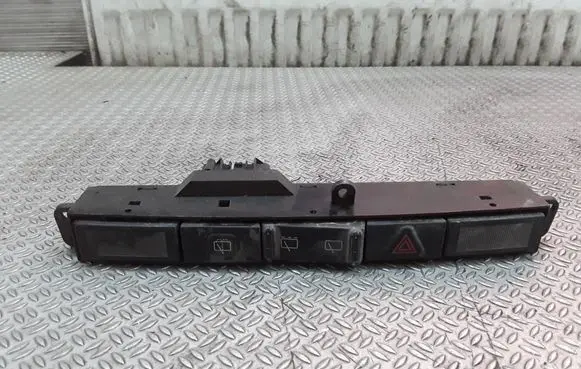 Chrysler Voyager Hazard light switch 74677464