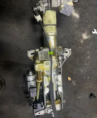 BMW 5 E60 E61 Steering wheel axle 6770705