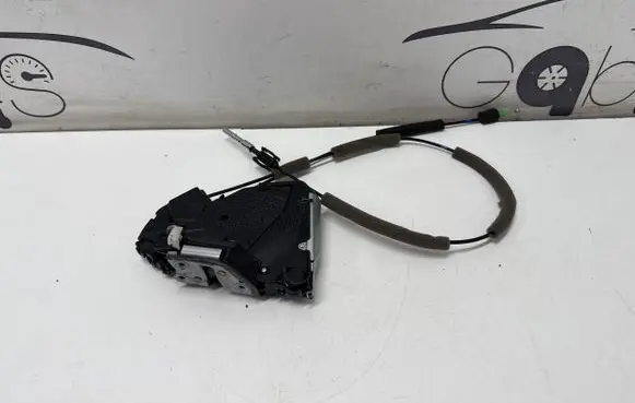 Lexus UX Front door lock