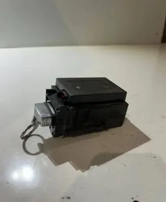 Volkswagen PASSAT B6 Ignition lock 3C0905843Q 33303301 3259Q11S