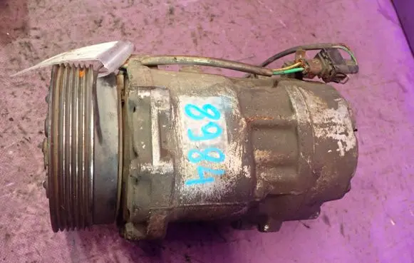 Skoda Octavia Mk1 (1U) Air conditioning (A/C) compressor (pump)