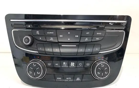 Peugeot 508 Interior fan control switch 
