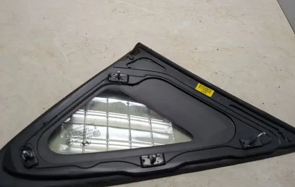 Hyundai ix35 Rear side window DOT736AS2M32 43R000083