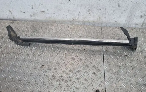 Opel Astra H Rubber seal rear door window/glass 13192993
