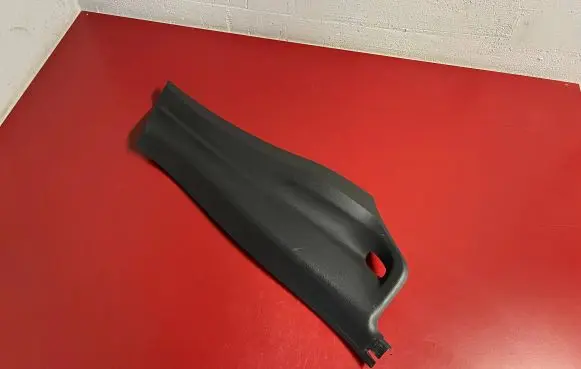 BMW X1 F48 F49 (C) pillar trim 7392880 51437392880