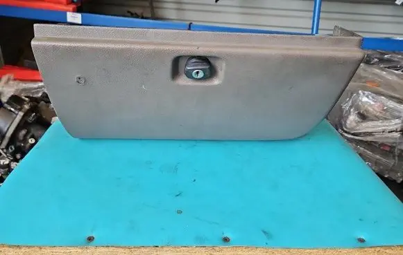 Peugeot 305 Glove box IMPRK1393709