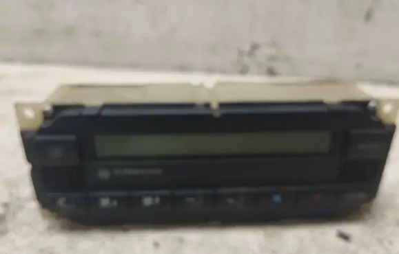 Volkswagen Golf IV Climate control unit 5HB00761710 3B1907044B