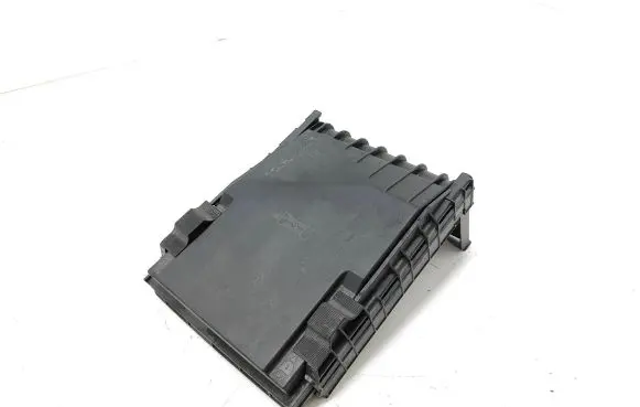 Audi Q3 8U Fuse box cover 1K0937132G 1K0937132F