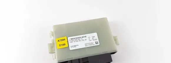 Mercedes-Benz E W213 Reducing agents exhaust control unit A0009004613 A0009016506 A2C1889800