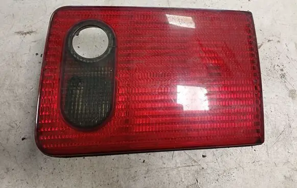 Audi A8 S8 D2 4D Tailgate rear/tail lights 4D0945094