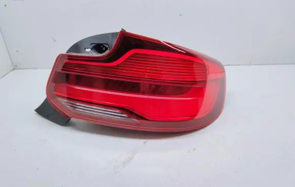 BMW 2 F22 F23 Rear/tail lights