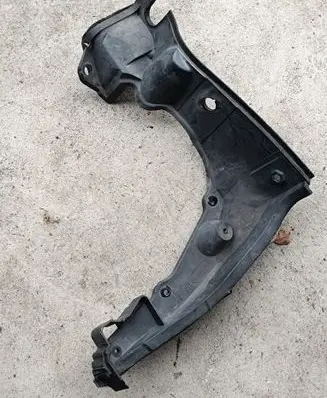 BMW X5 E53 Other engine bay part 51718408769 8408769