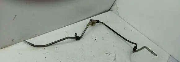 Volvo S60 Fuel injector supply line/pipe 30650243