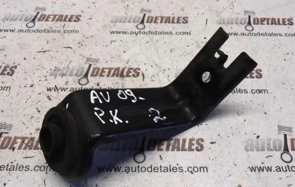 Toyota Avensis T270 Radiator support slam panel bracket 