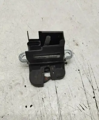 Volkswagen Golf V Tailgate/trunk/boot lock/catch/latch 3C9827645A
