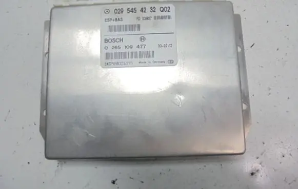 Ford Focus Engine control unit/module ECU 1S4F-12A650-ED