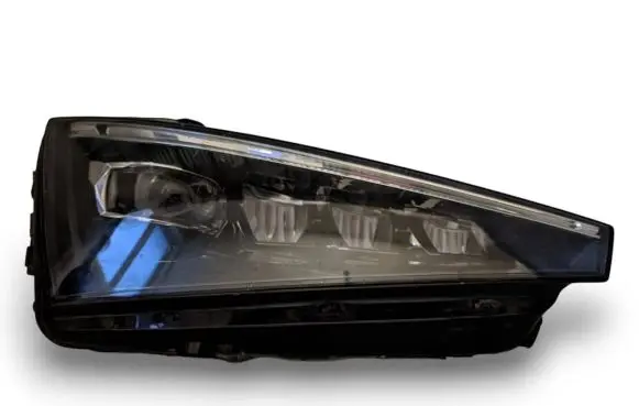 Skoda Scala Headlight/headlamp 657941016A 90176079