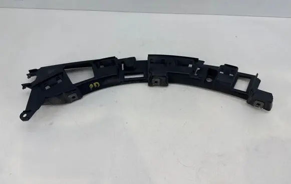 Opel Combo E Front bumper mounting bracket 9816768780