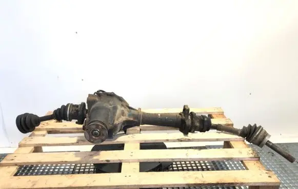 Nissan Pathfinder R50 Front differential 