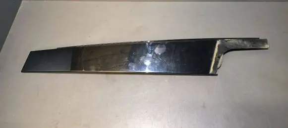 BMW X5M G05 F95 Front door glass trim molding 7429388 19765810 C1CP0006X27Y